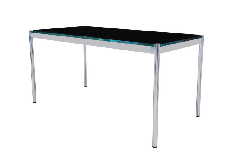 USM Haller Desk Glass / Black 150 x 75 cm