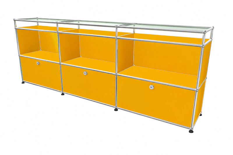 USM Haller Sideboard mit Glastablaren