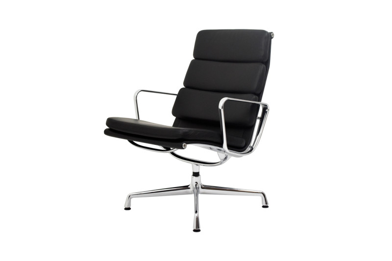 Vitra Soft Pad Chair EA 215 Leather / Black