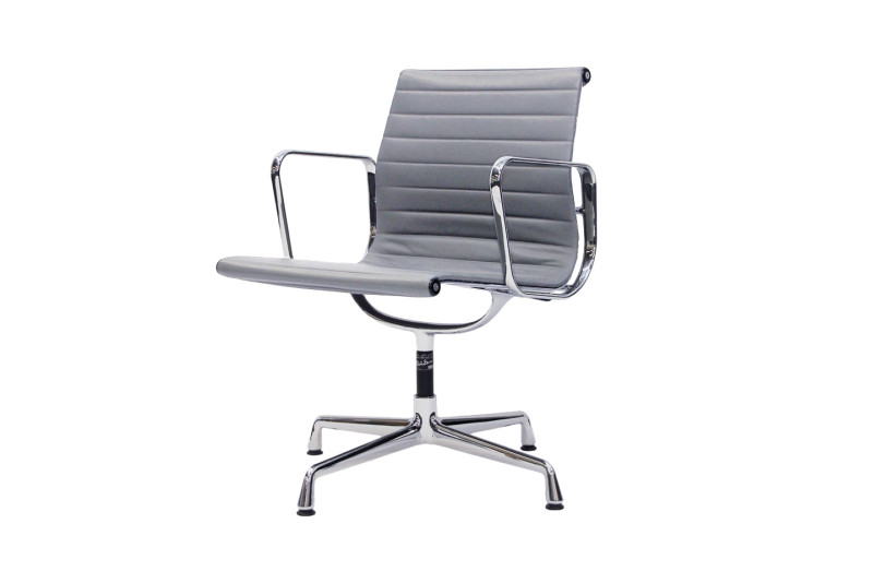 Vitra Aluminium Chair EA 108 Besucherstuhl Leder / Grau