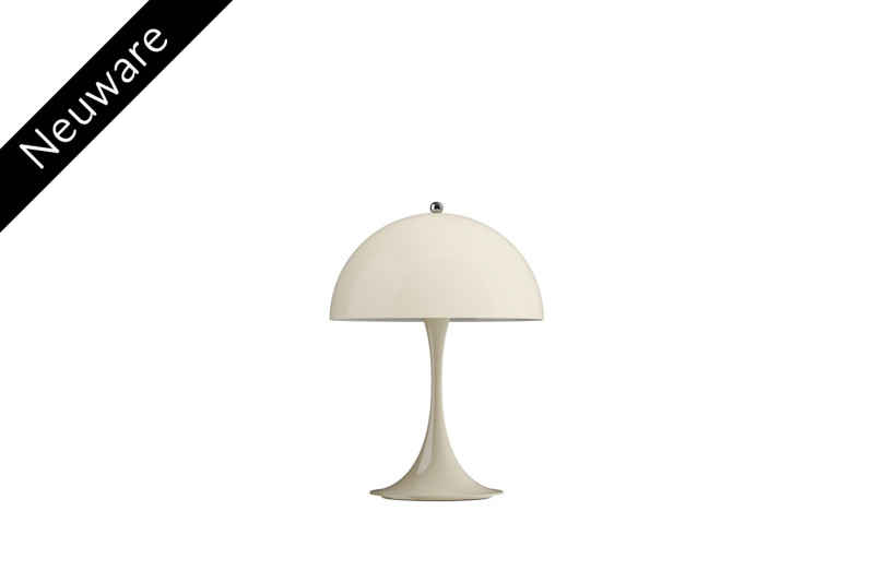 Louis Poulsen Panthella V3 Mini 250 Portable (In- & Outdoor) Tischlampe / Opal Beige