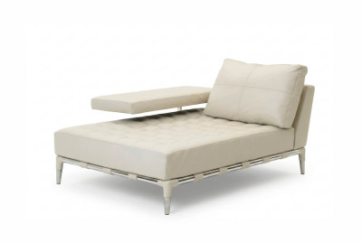 Cassina Chaise Lounge 241 Privé Leder / Beige