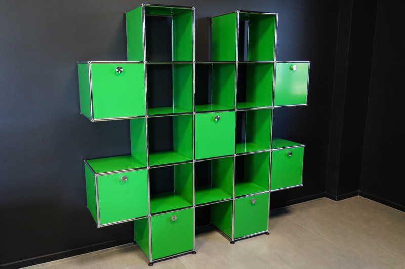 USM Haller Wall shelf golden yellow RAL 1004