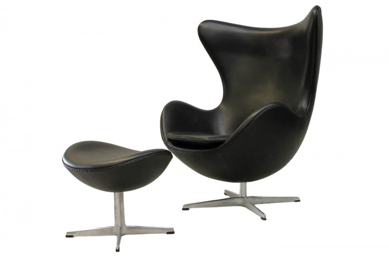 Fritz Hansen Egg Chair & Ottomane Leder / Schwarz