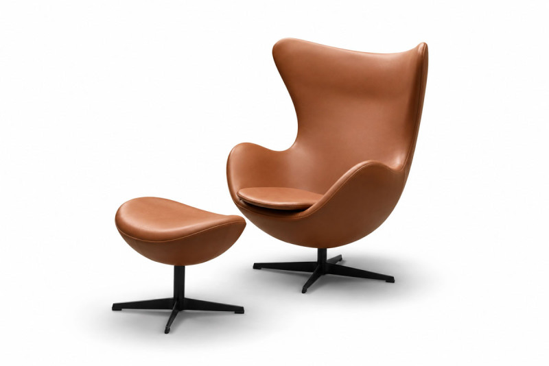 Fritz Hansen Egg Chair incl. Ottoman Leather / Black
