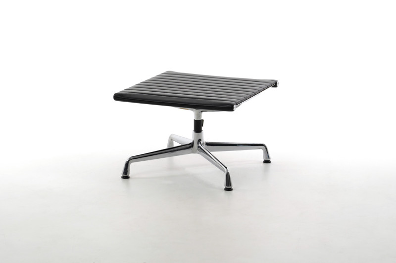 Vitra EA 125 Ottoman Leder / Schwarz