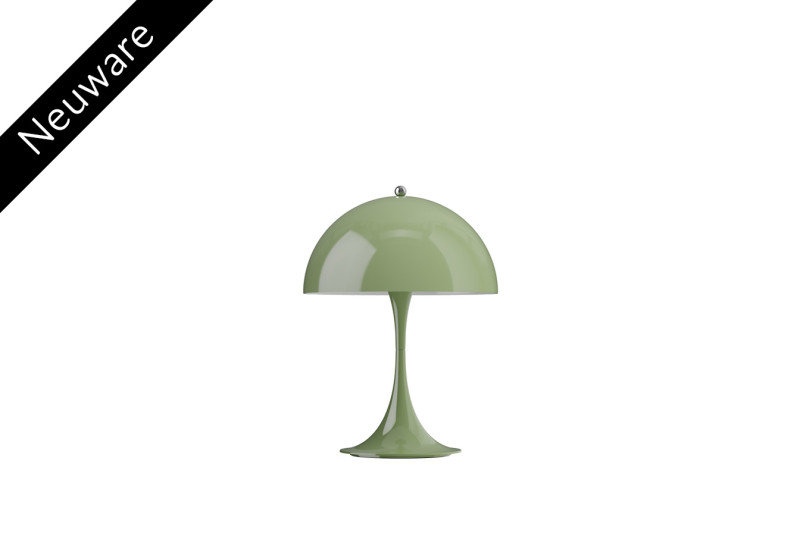Louis Poulsen Panthella V3 Mini 250 Portable (In- & Outdoor) Tischlampe / Opaque Moss Green