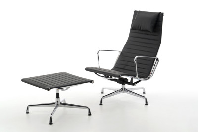 Herman Miller EA 124 Sessel inkl. EA 125 Ottomane Leder / Schwarz
