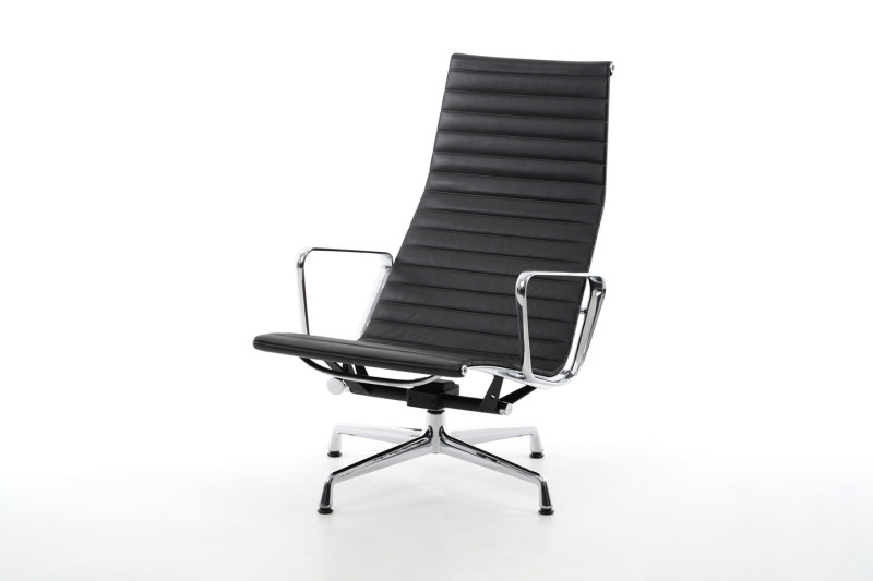 Vitra EA 124 Sessel Leder / Schwarz