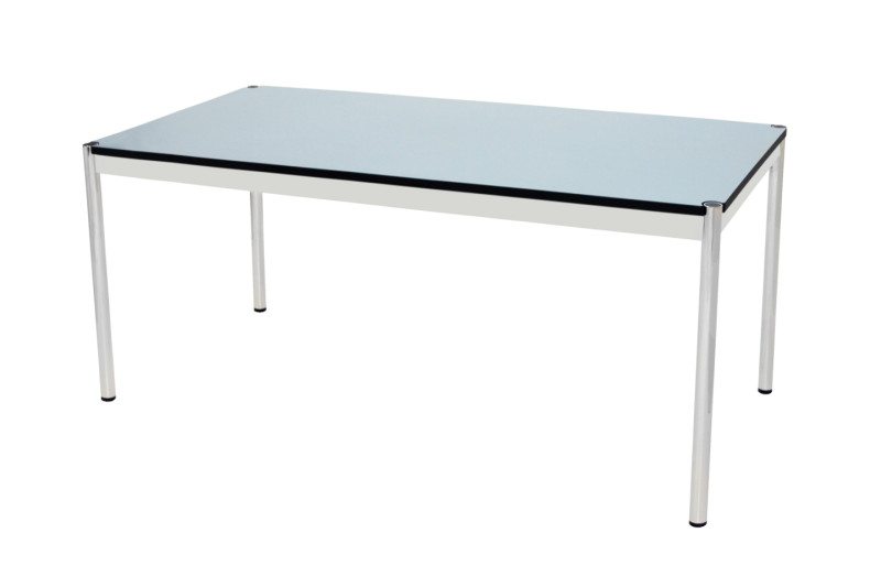 USM Haller Bureau Résine / Bleu 150 x 75 cm