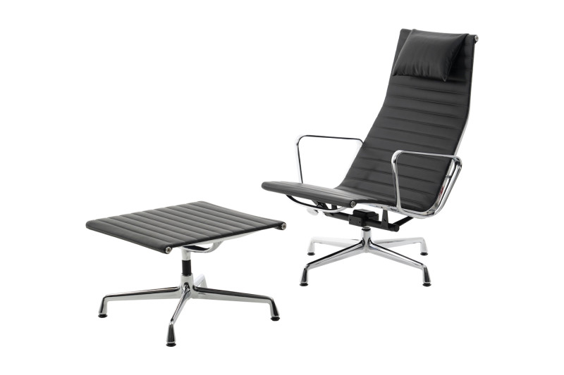 Vitra EA 124 Sessel inkl. EA 125 Ottomane Leder / Schwarz