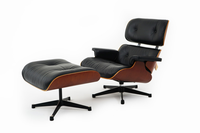 Vitra Eames Lounge Chair + Ottoman Leder / Schwarz
