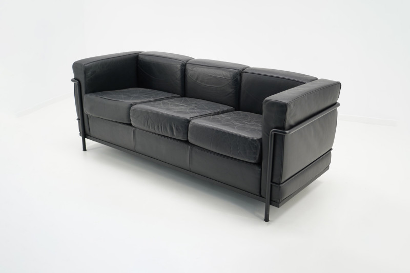 Cassina LC2 Le Corbusier 3-er Sofa Leder / Schwarz