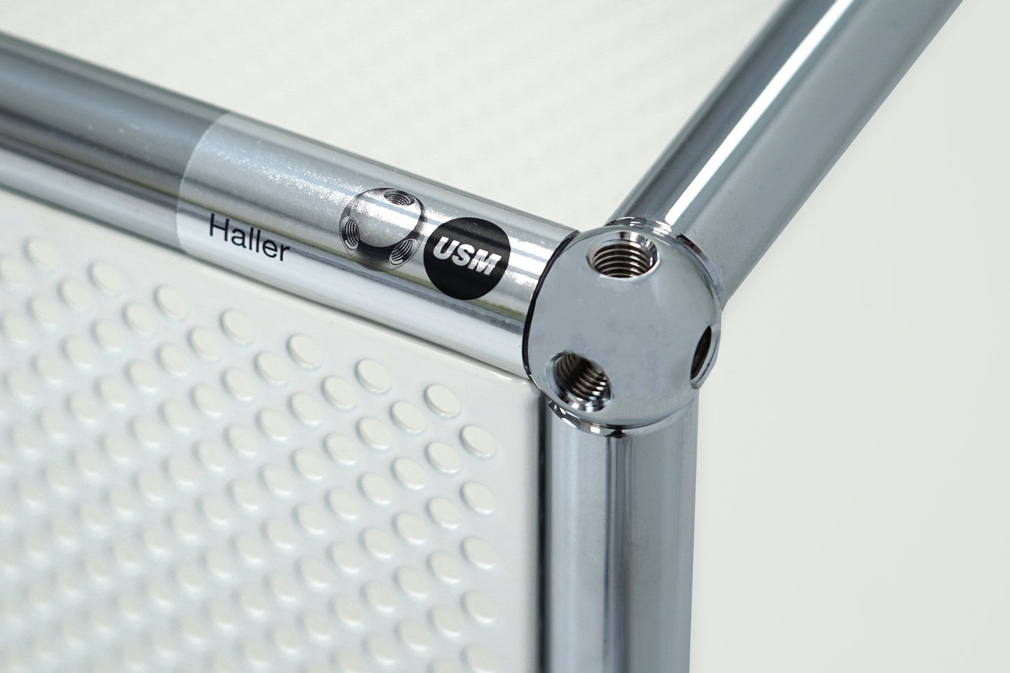 USM Haller towel basket pure white RAL 9010 / perforated 50 x 25