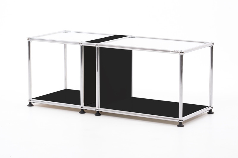 USM Haller Beistelltisch 95 x 35 cm Graphitschwarz RAL 9011 / satiniertes Glas