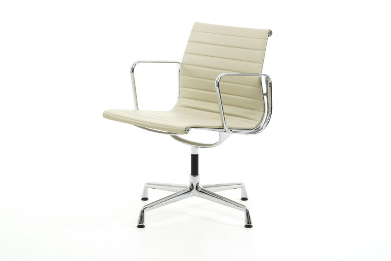 Vitra Aluminium Chair EA 108 Visitor Chair Leather / Cream White / Light Beige